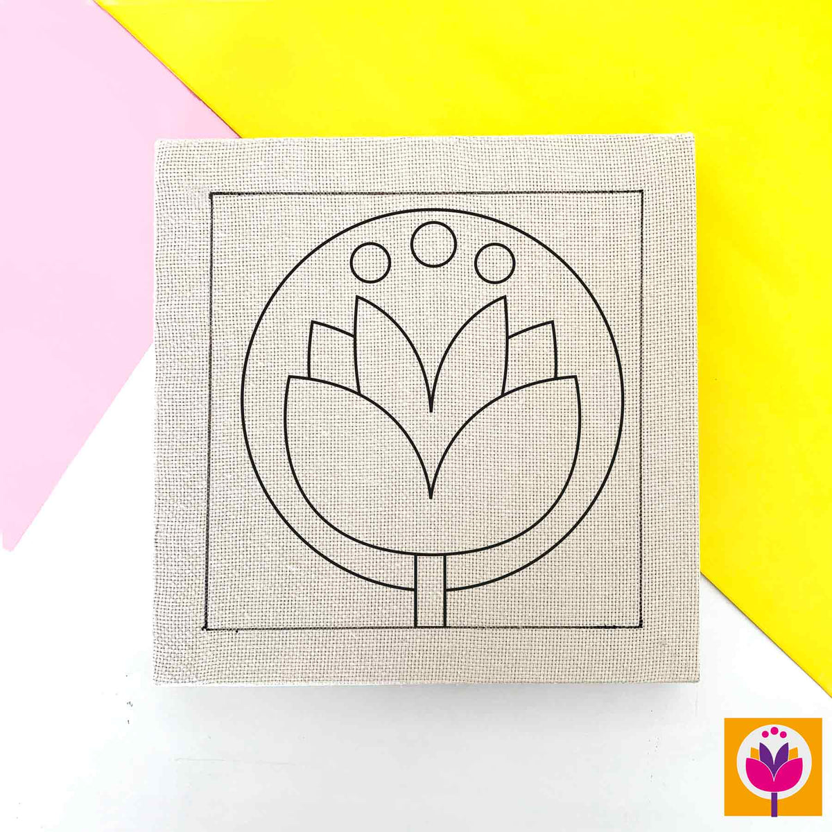 Bastidor de 25 cm Diseño Flor de Loto - solo con tela para lana fina